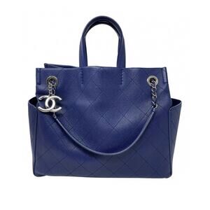 CHANEL Quilted Blue Caviar Leather Pocket Chain CC Charm Tote